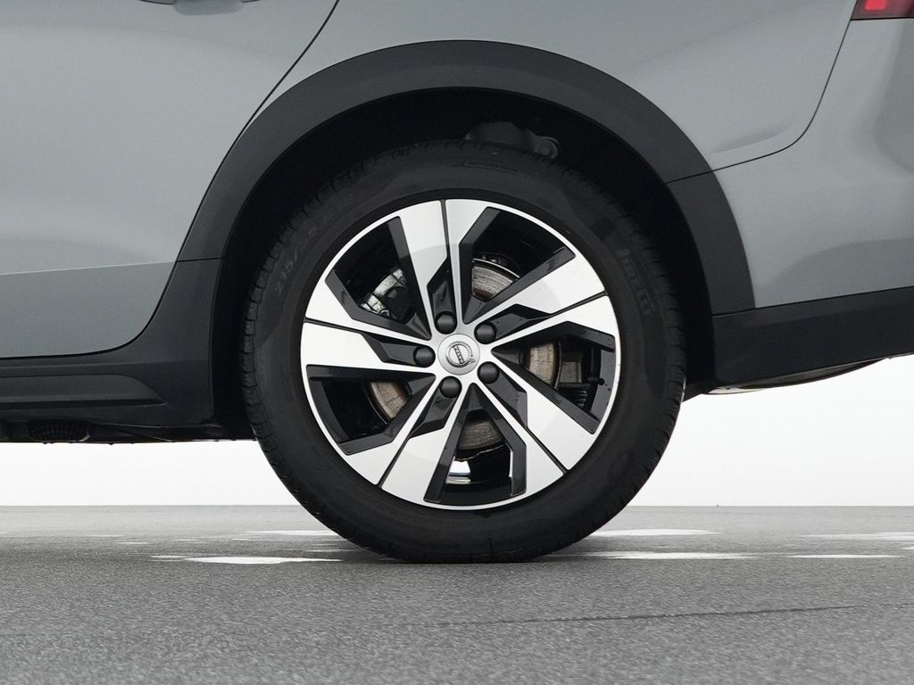 Volvo V60 Cross Country 2023