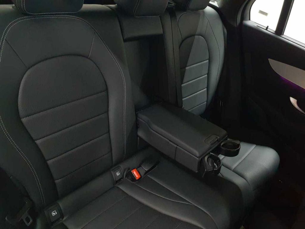 Mercedes-Benz GLC 300 2022