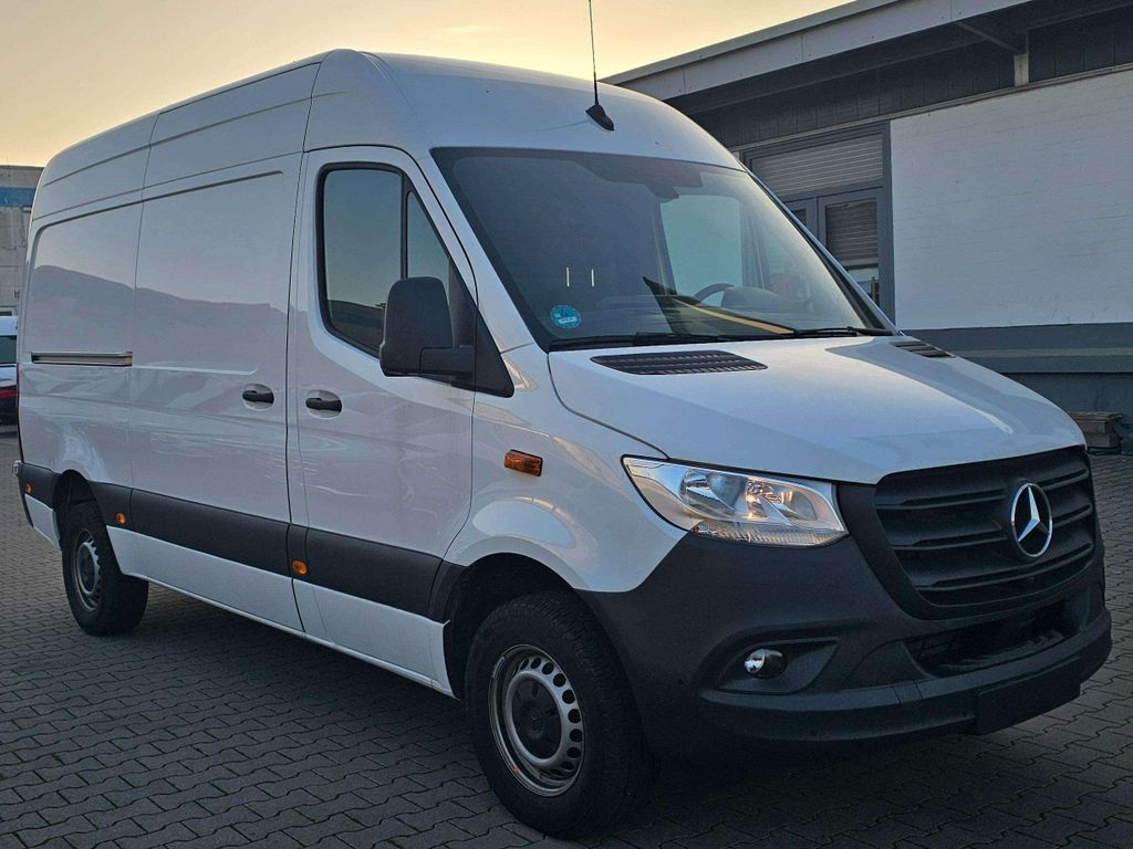 Mercedes-Benz Sprinter 2024