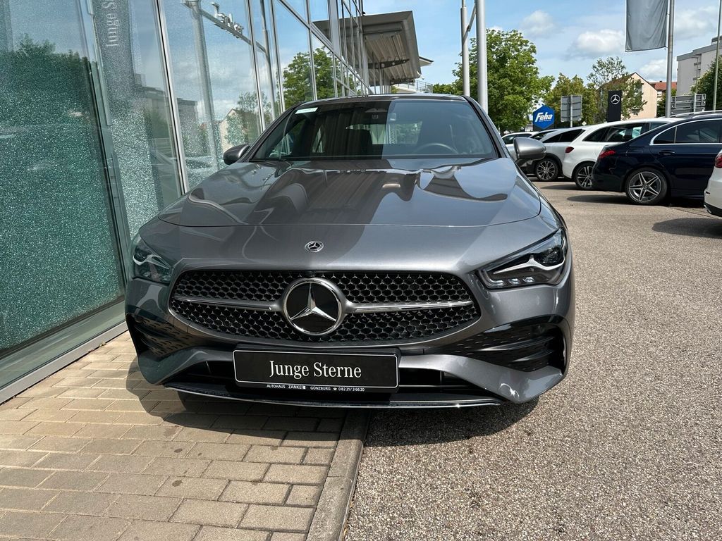 Mercedes-Benz CLA 200 2024