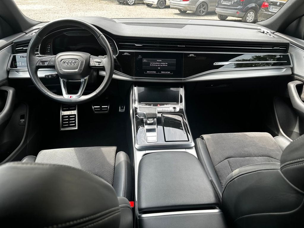 Audi SQ8 2022
