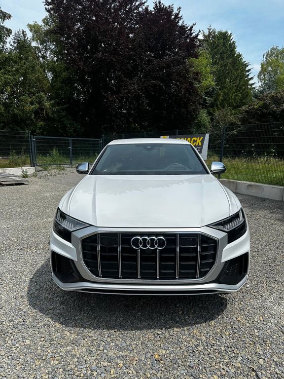 Audi SQ8 2022