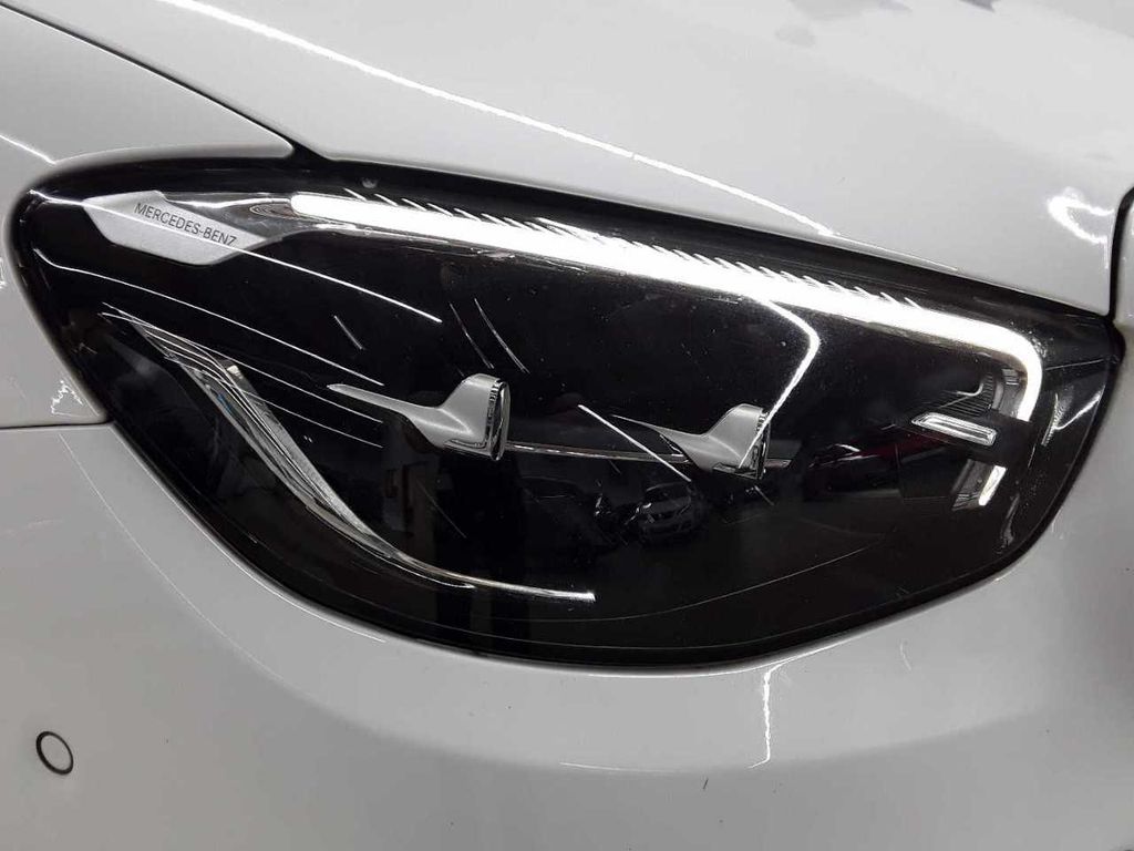 Mercedes-Benz E 300 2021