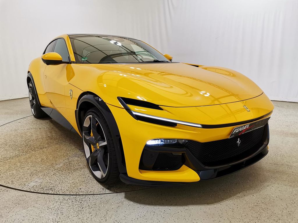 Ferrari Purosangue 2024