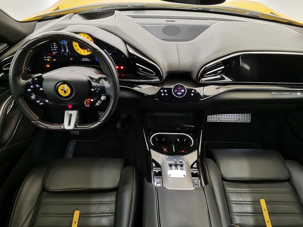 Ferrari Purosangue 2024