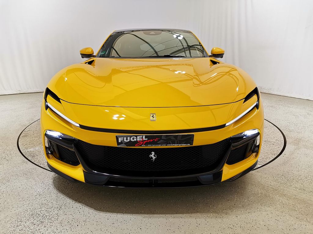 Ferrari Purosangue 2024