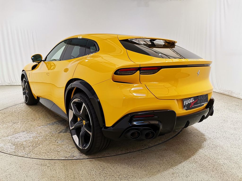 Ferrari Purosangue 2024