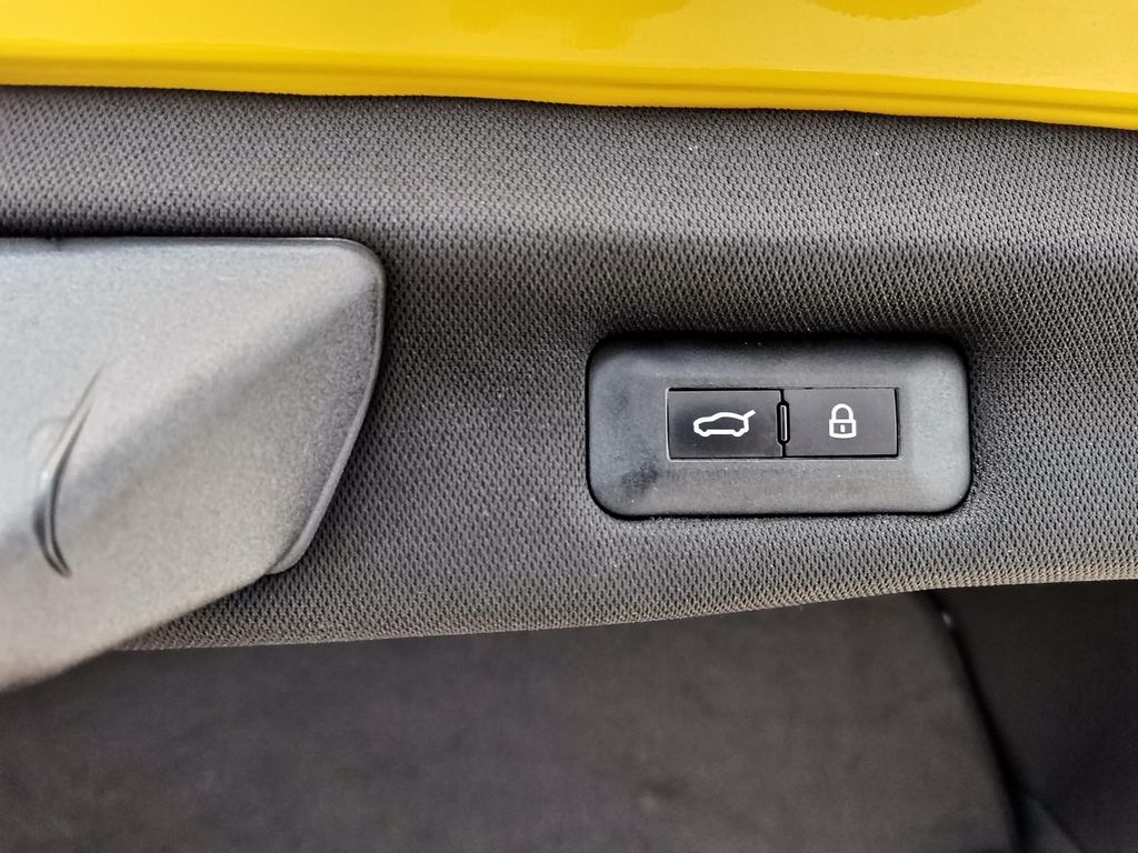 Ferrari Purosangue 2024