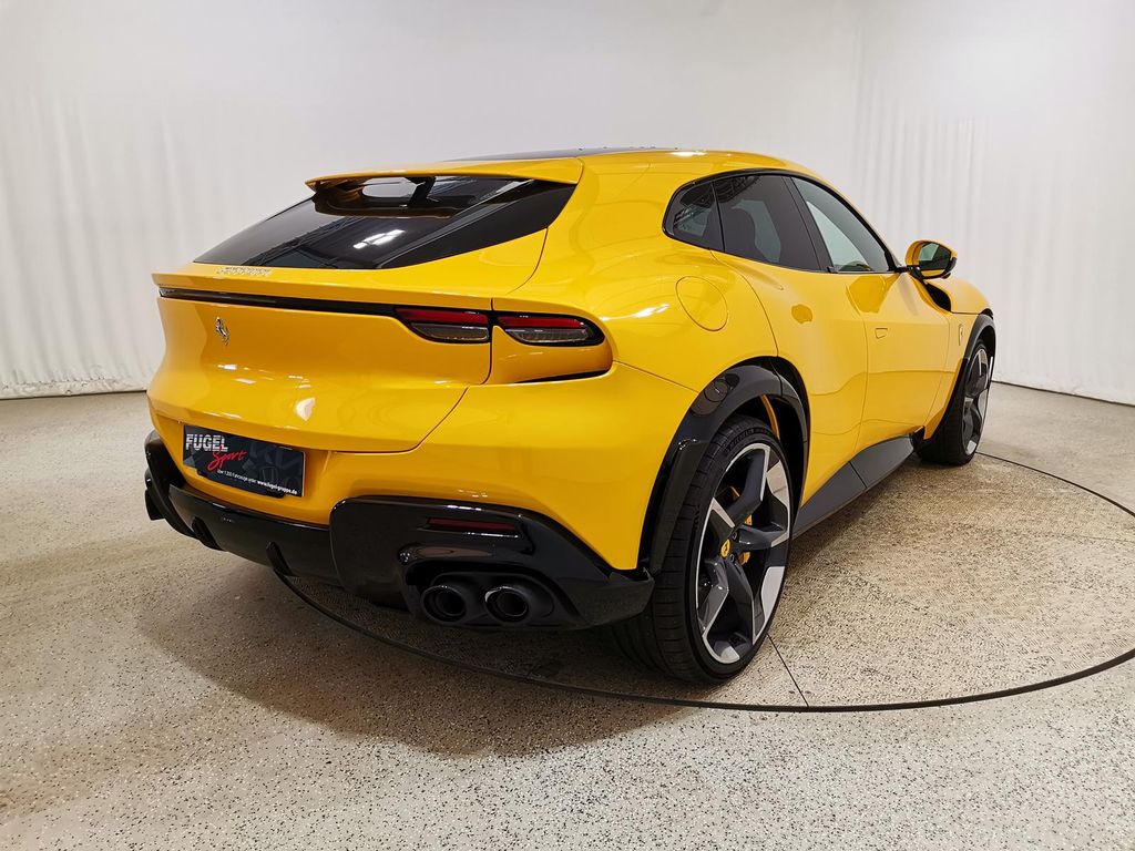 Ferrari Purosangue 2024