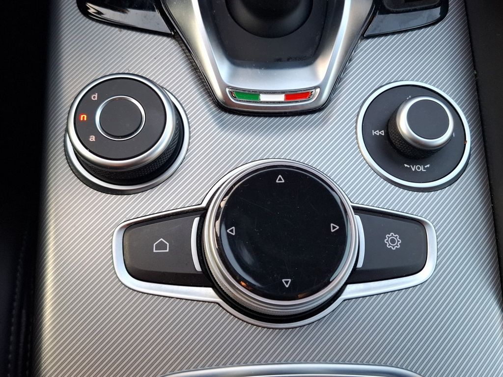 Alfa Romeo Giulia 2023