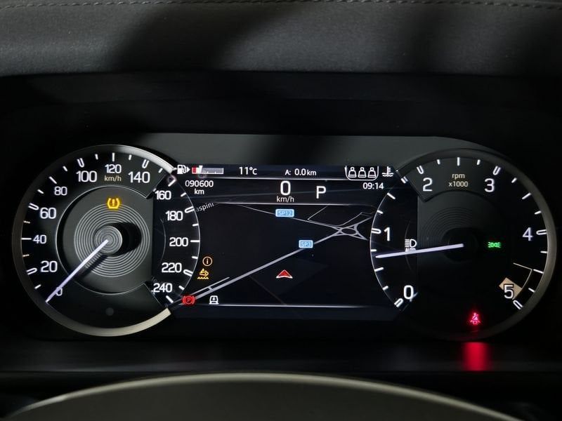 Land Rover Defender 2022