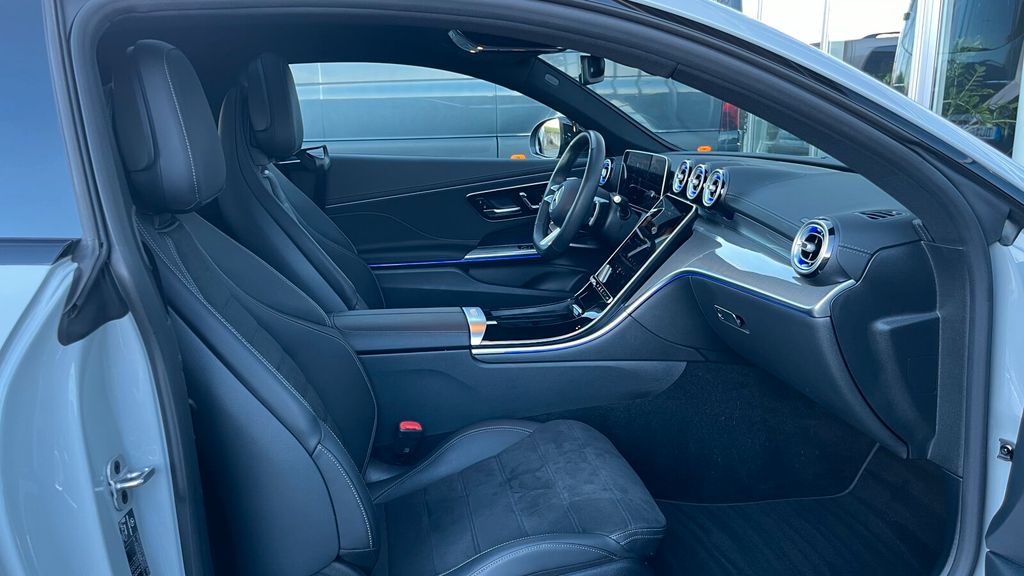 Mercedes-Benz CLE 200 2024