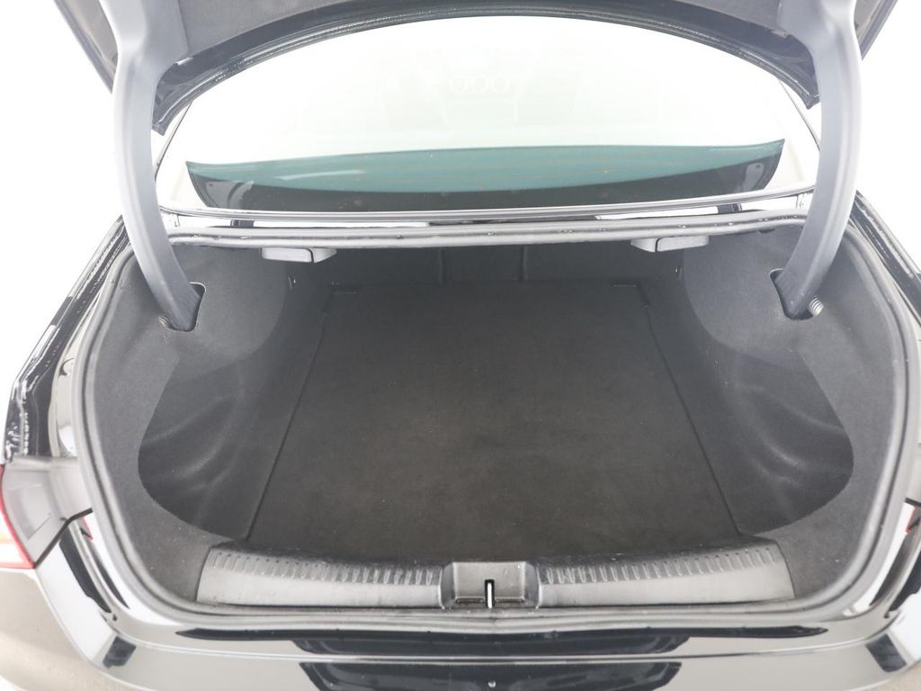 Mercedes-Benz CLA 200 2021