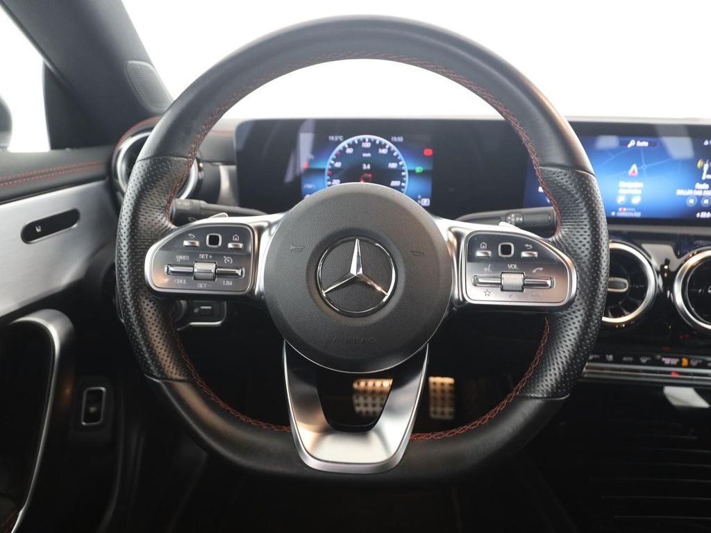 Mercedes-Benz CLA 200 2021