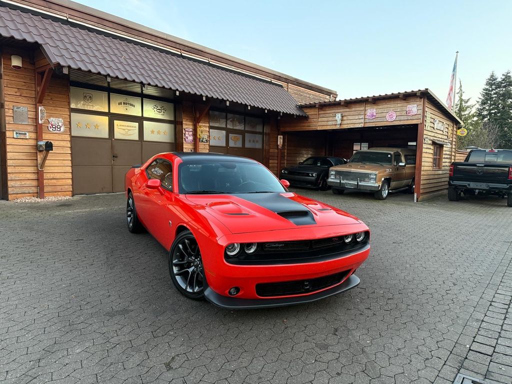 Dodge Challenger 2023