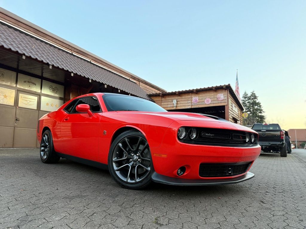 Dodge Challenger 2023