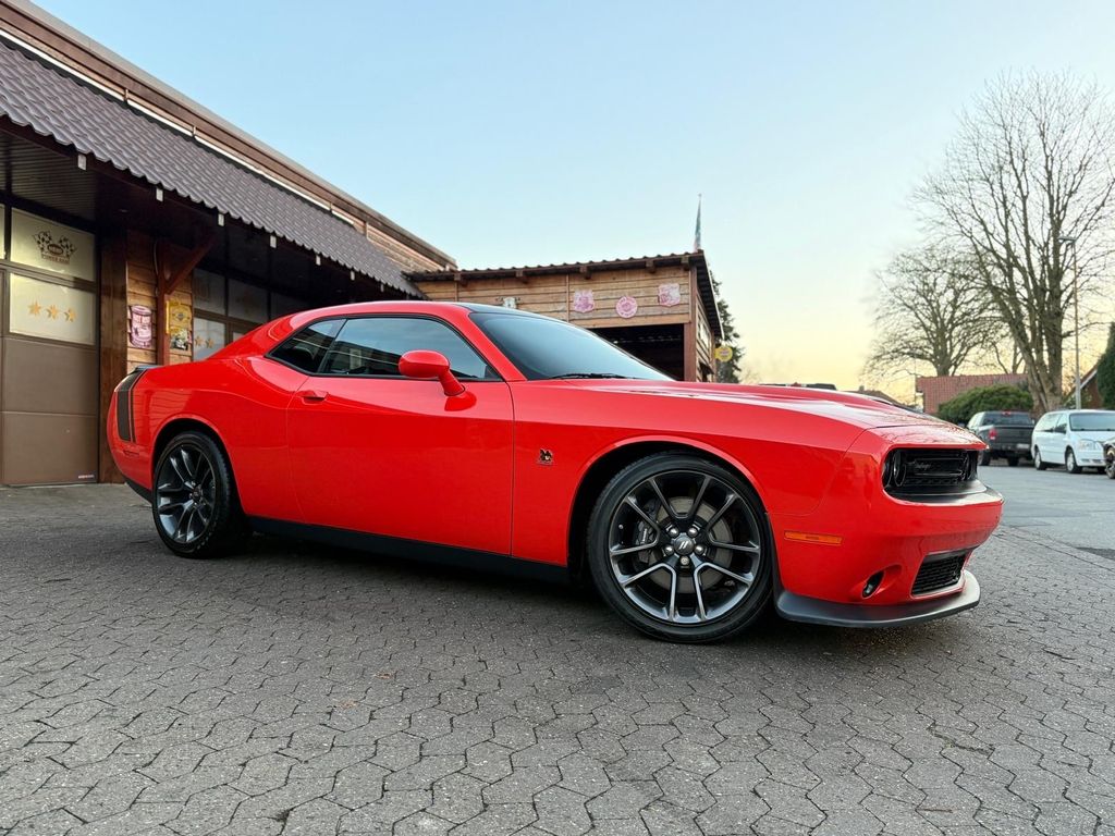 Dodge Challenger 2023