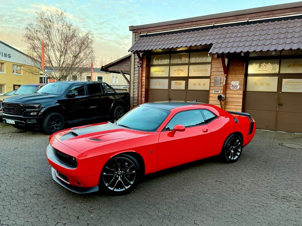 Dodge Challenger 2023