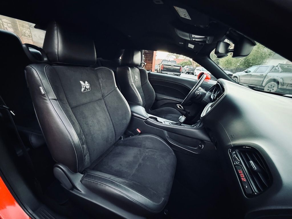 Dodge Challenger 2023