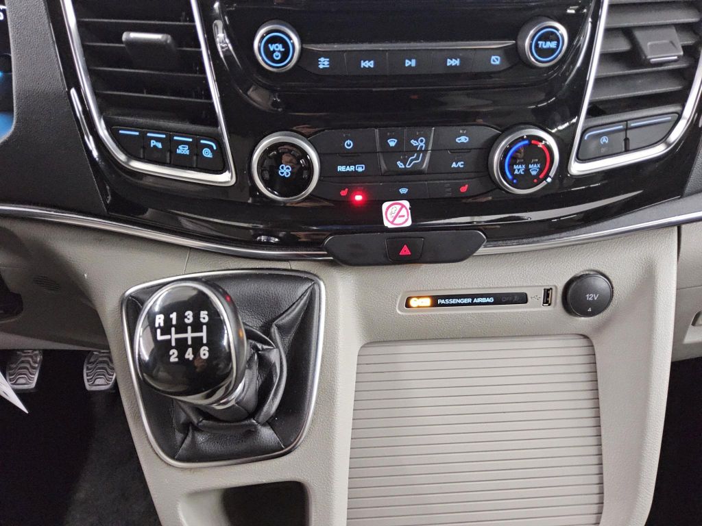 Ford Tourneo Custom 2022