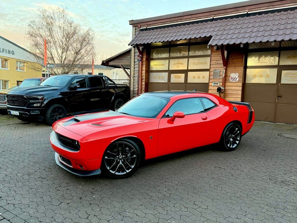 Dodge Challenger 2023