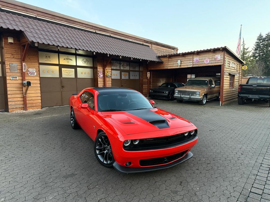 Dodge Challenger 2023