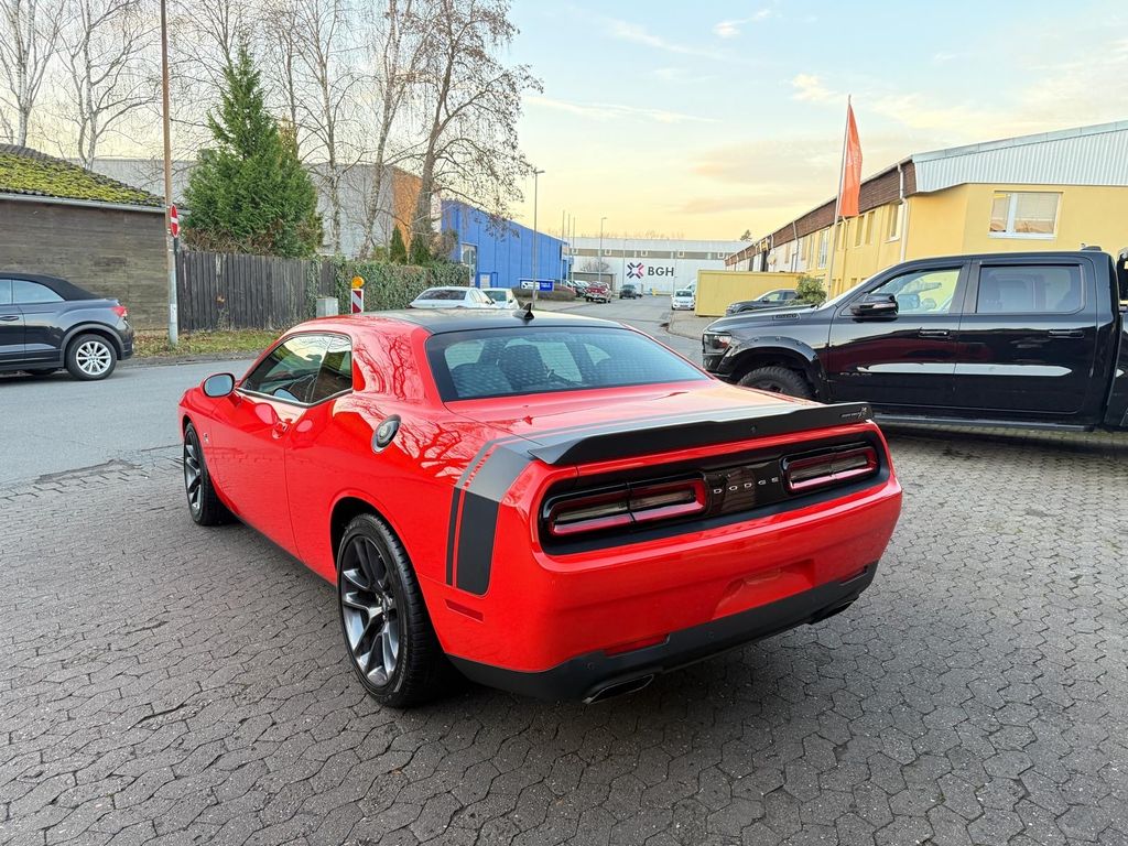 Dodge Challenger 2023
