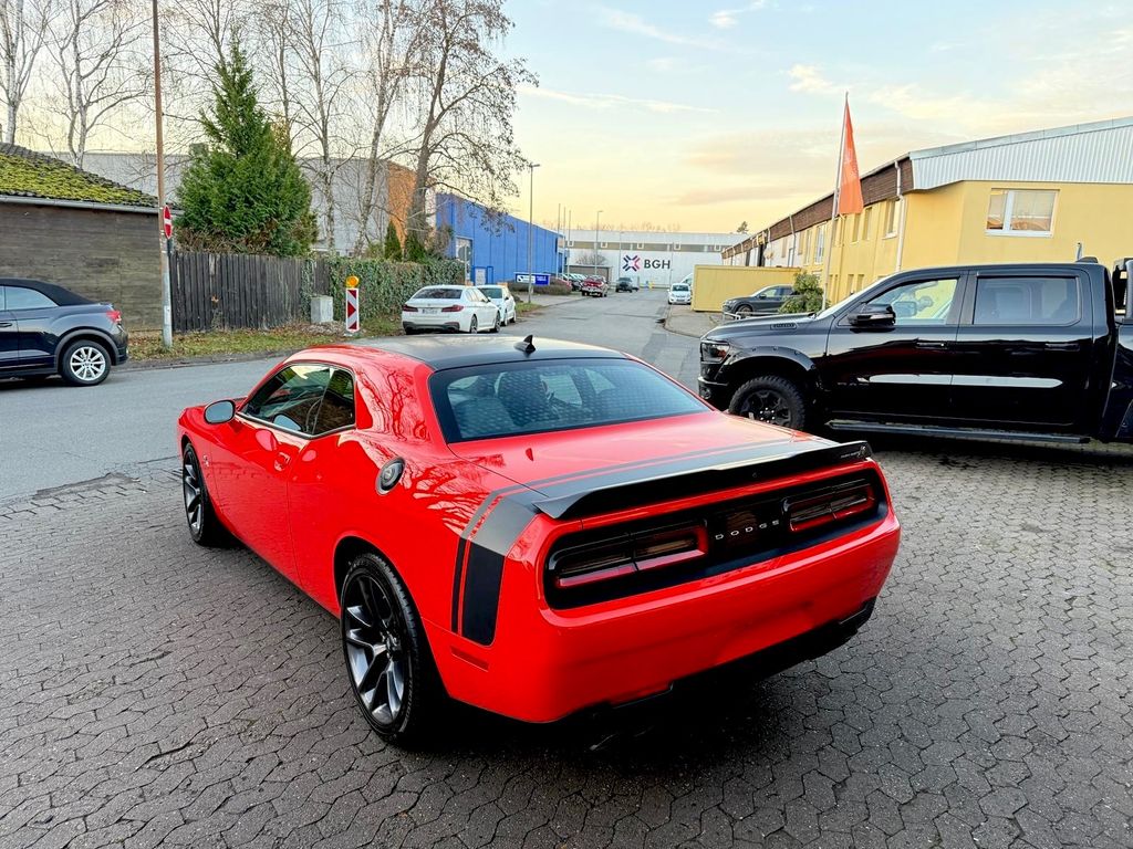 Dodge Challenger 2023