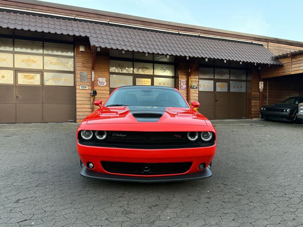 Dodge Challenger 2023