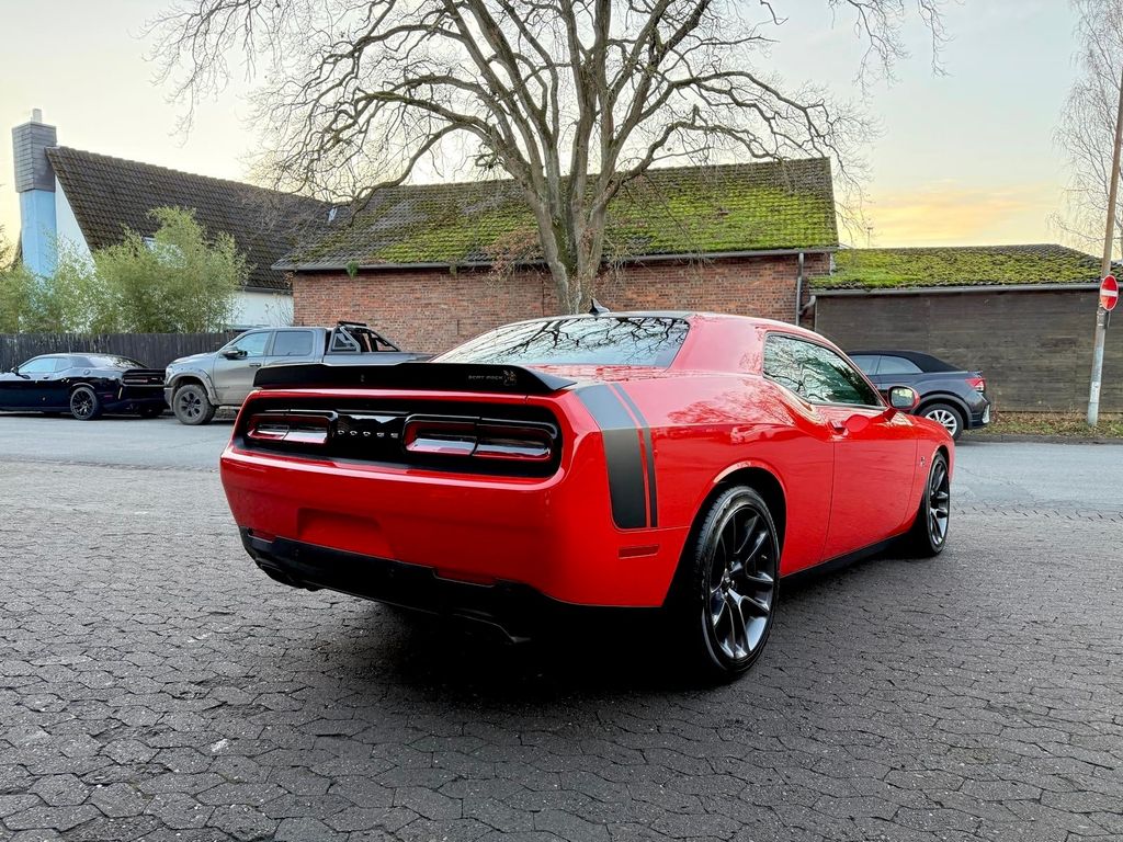 Dodge Challenger 2023