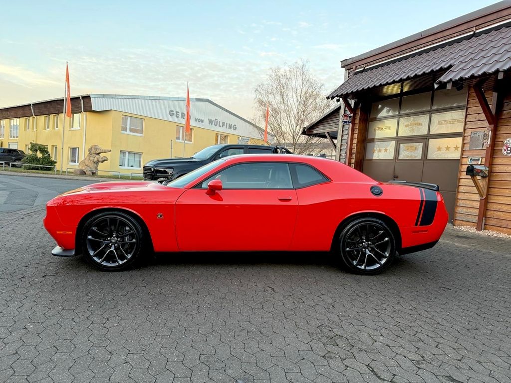 Dodge Challenger 2023