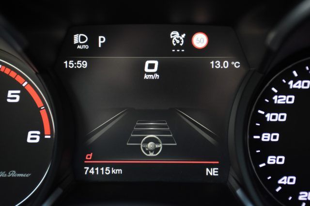 Alfa Romeo Stelvio 2021