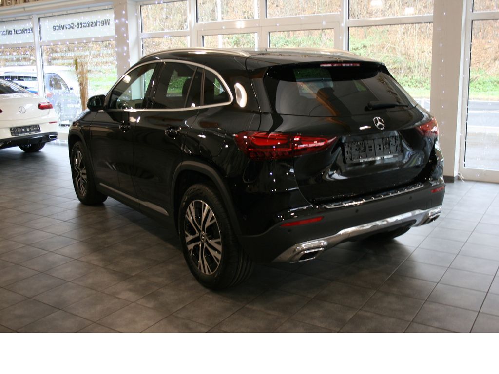 Mercedes-Benz GLA 200 2024
