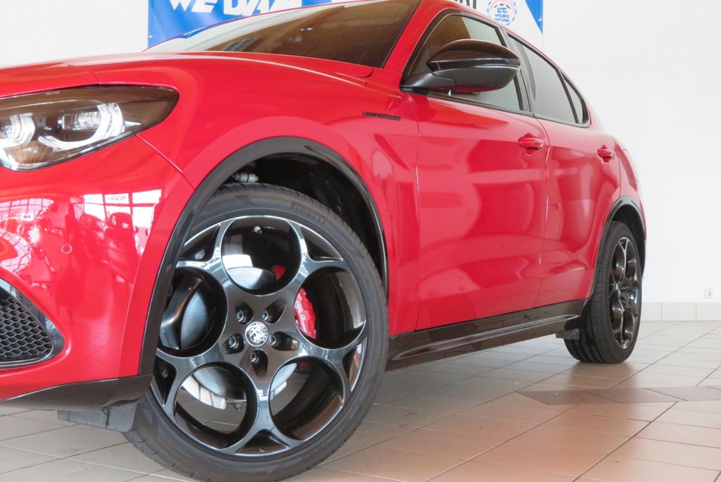 Alfa Romeo Stelvio 2023