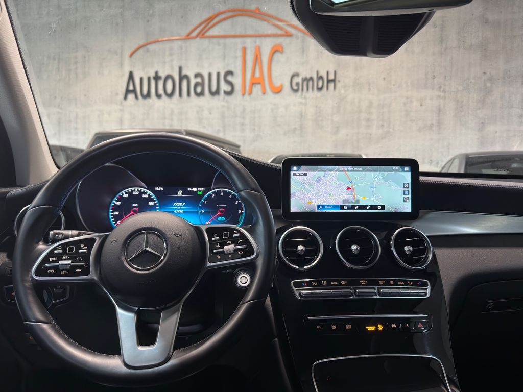 Mercedes-Benz GLC 300 2022