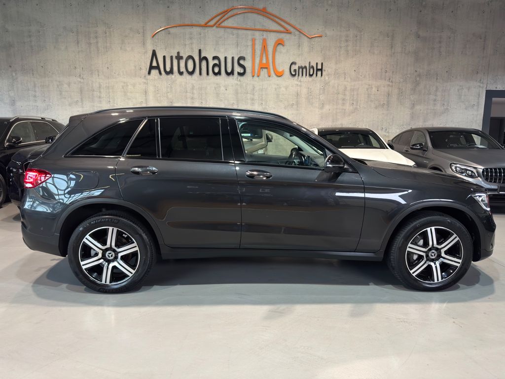 Mercedes-Benz GLC 300 2022