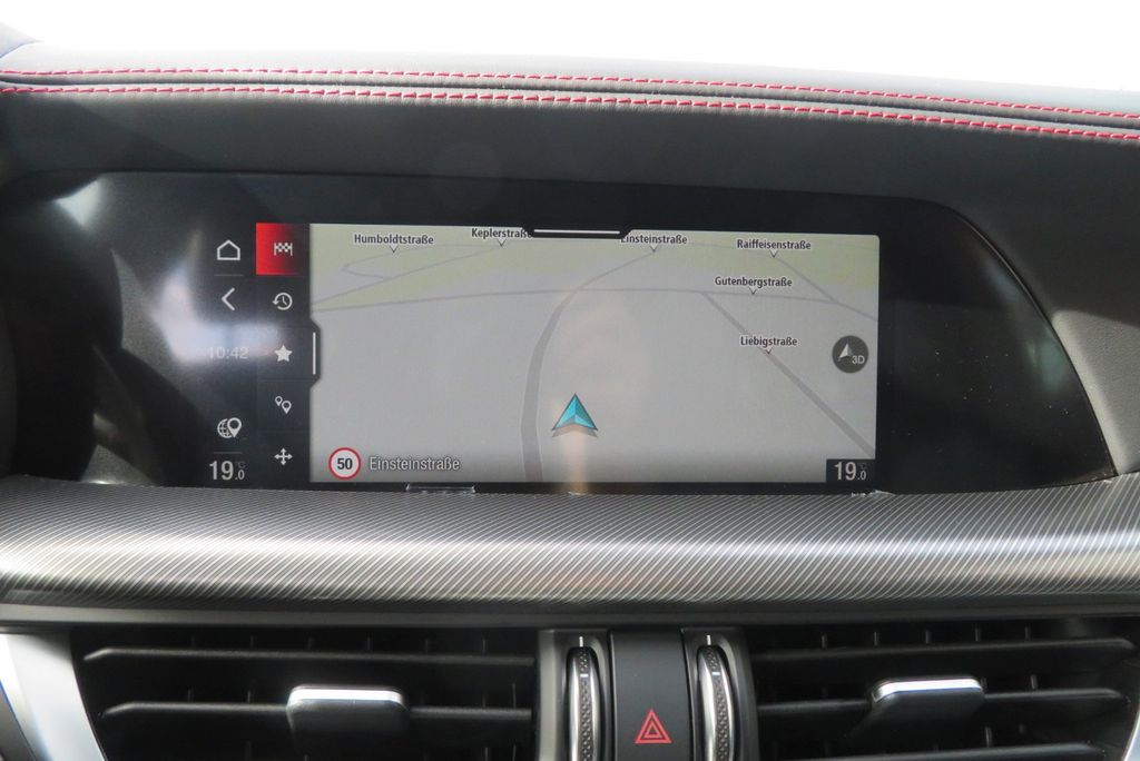 Alfa Romeo Stelvio 2023