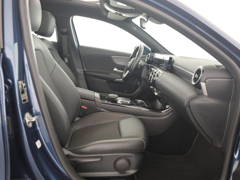 Mercedes-Benz A 250 2021