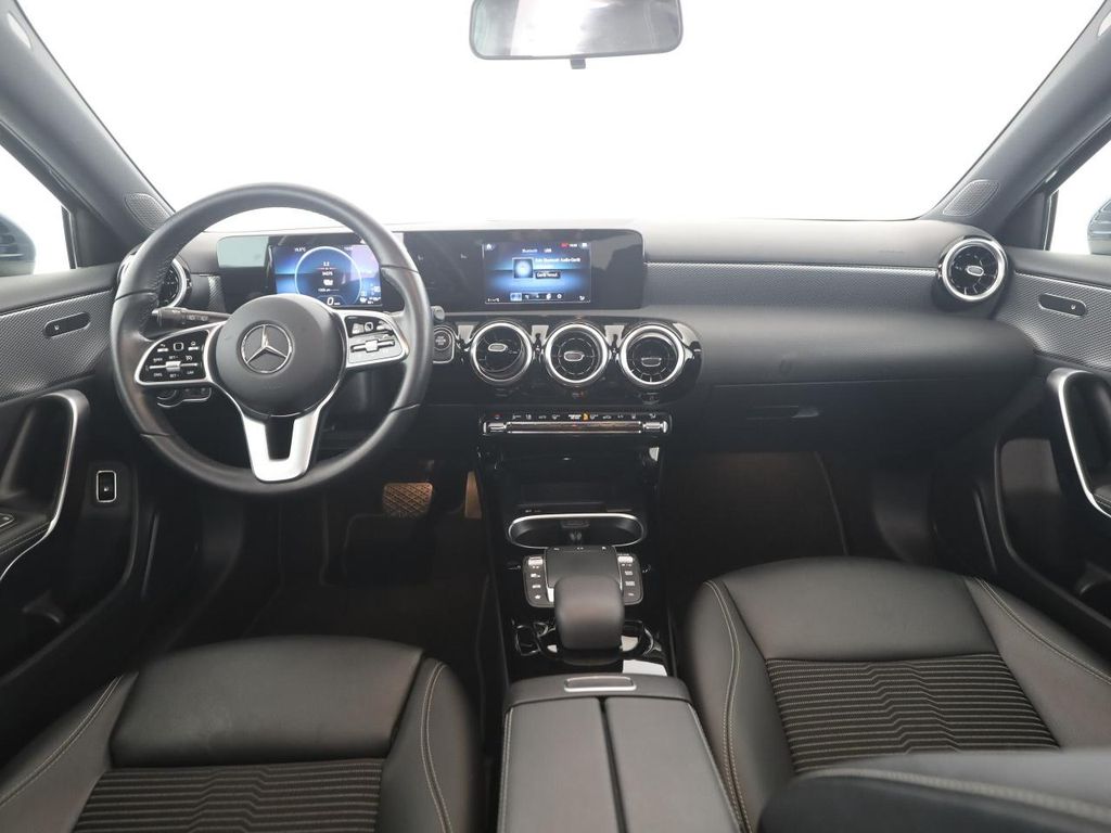 Mercedes-Benz A 250 2021