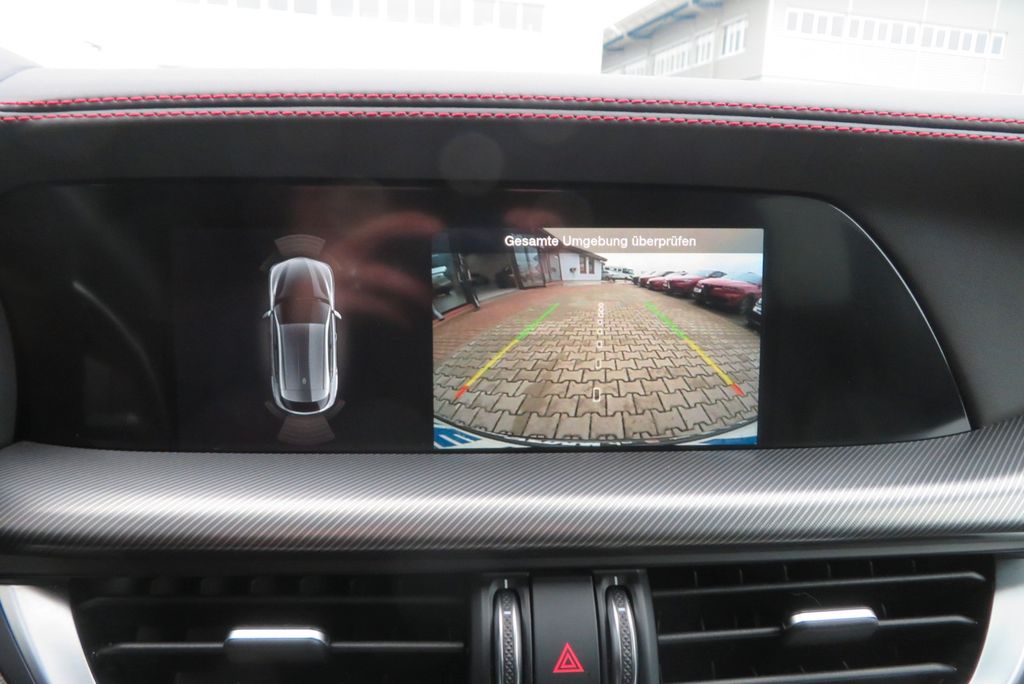 Alfa Romeo Stelvio 2023