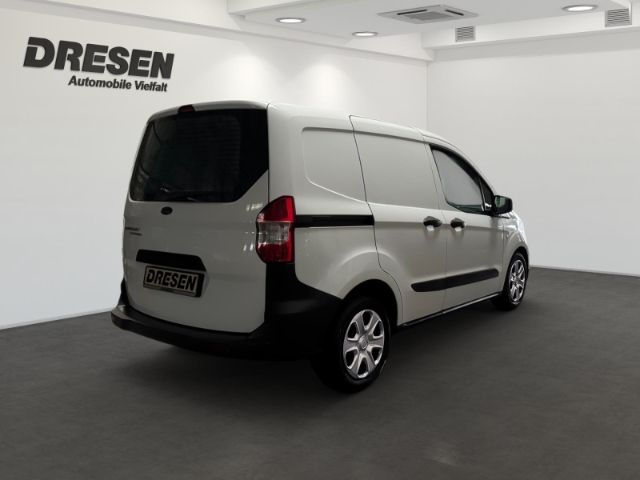 Ford Transit Courier 2023