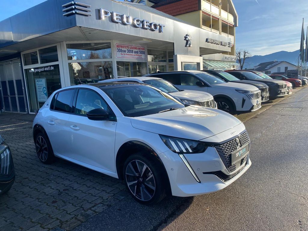 Peugeot 208 2021