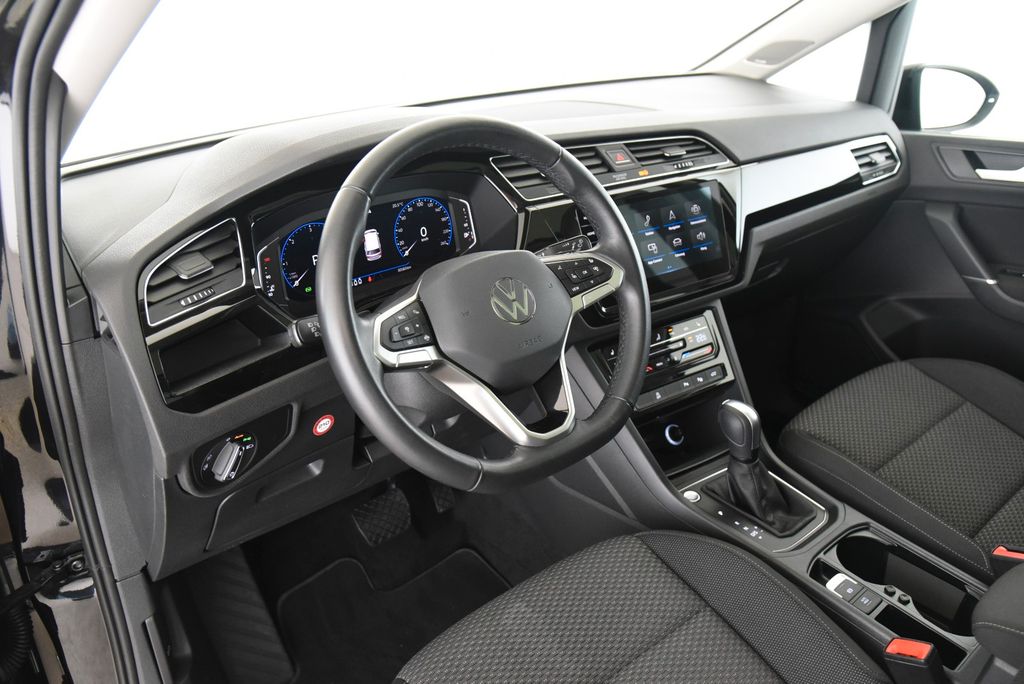 Volkswagen Touran 2024