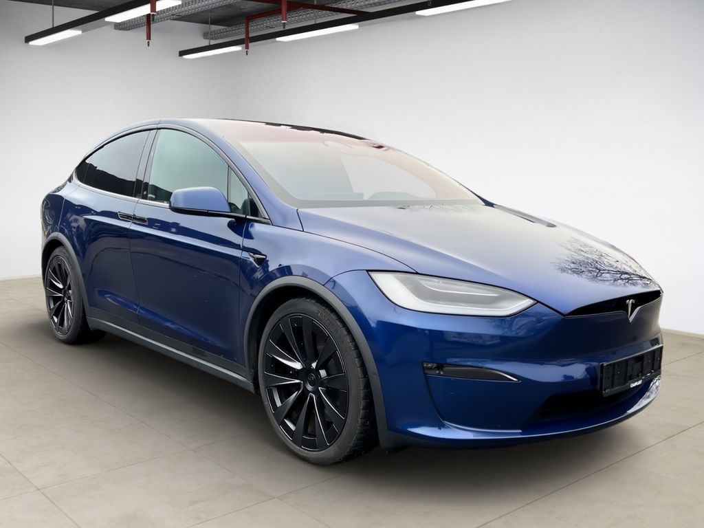 Tesla Model X 2023