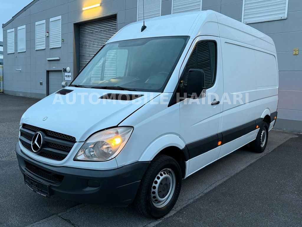 Mercedes-Benz Sprinter 2012