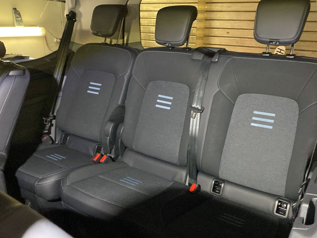 Ford Tourneo Custom 2025