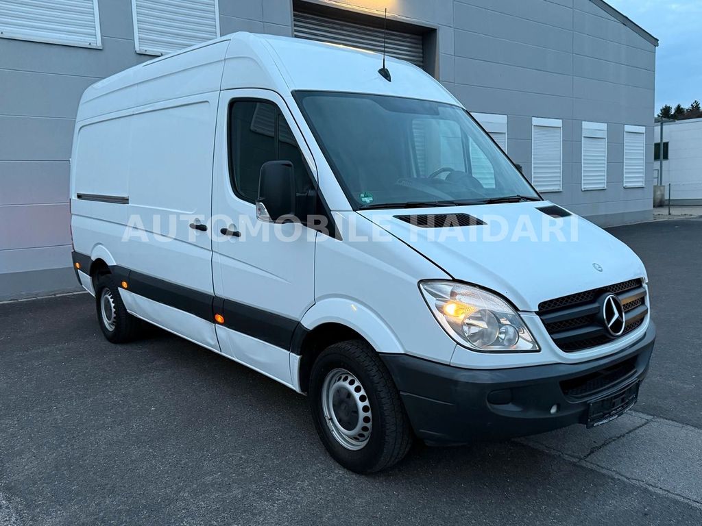 Mercedes-Benz Sprinter 2012