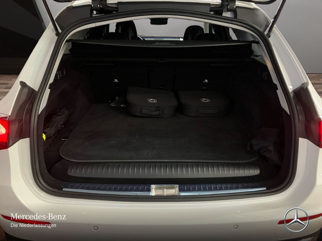 Mercedes-Benz E 300 2025