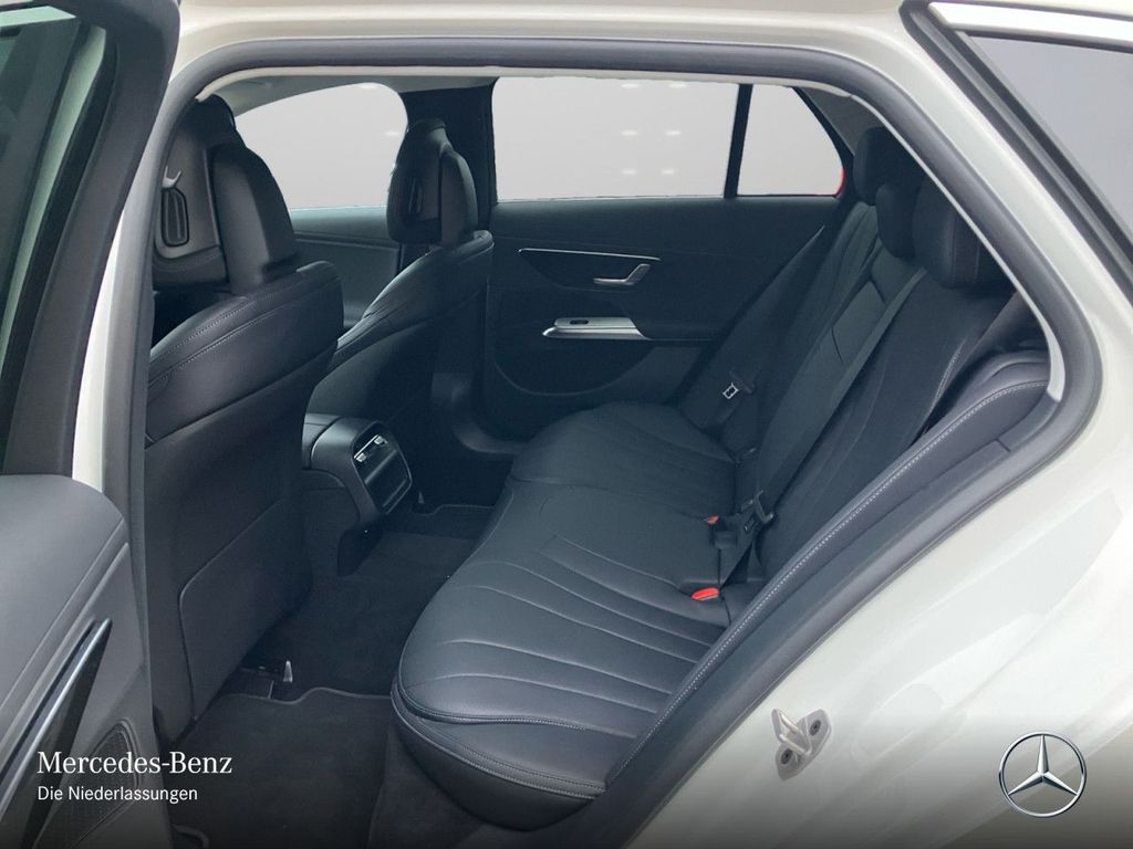 Mercedes-Benz E 300 2025