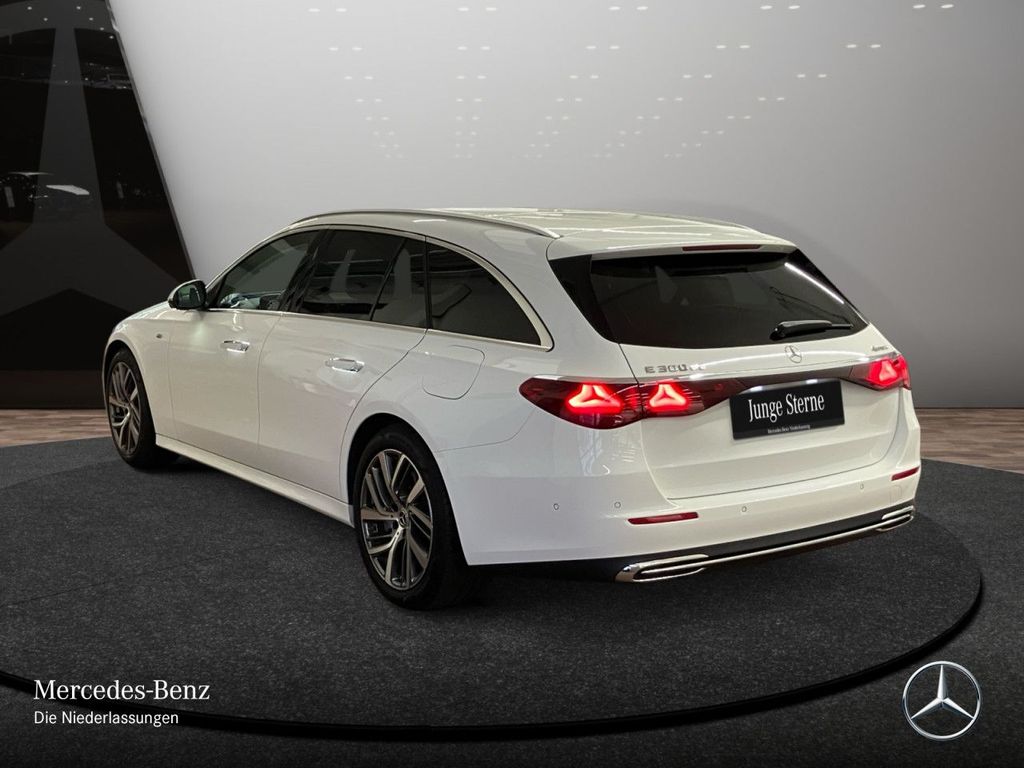 Mercedes-Benz E 300 2025
